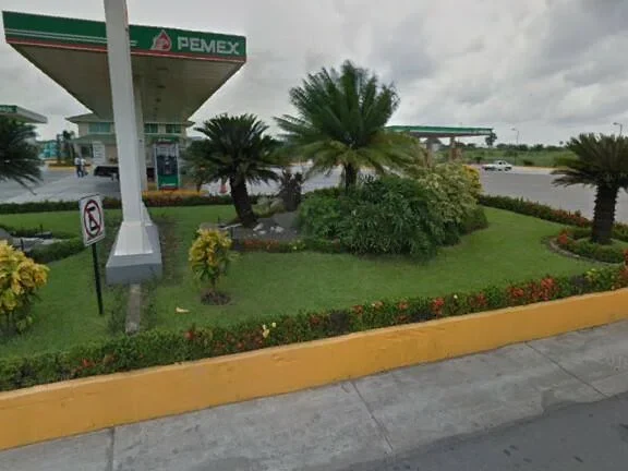 gasolinera los cerritos