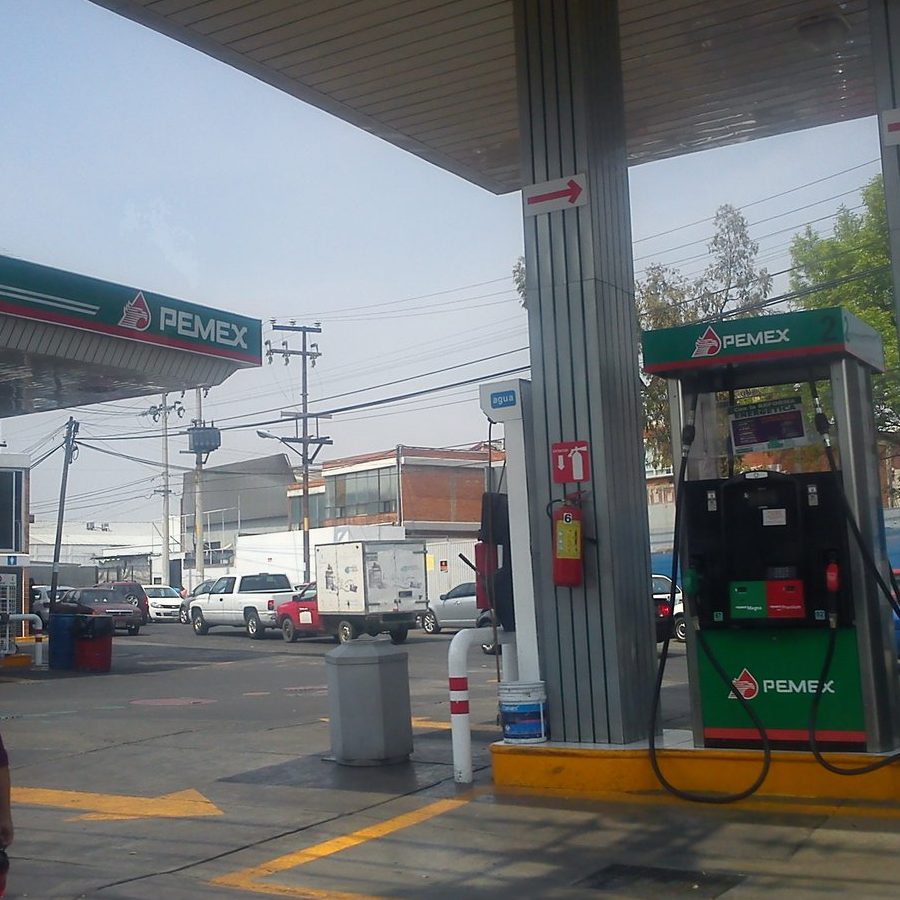 one gasolineria lomas verdes